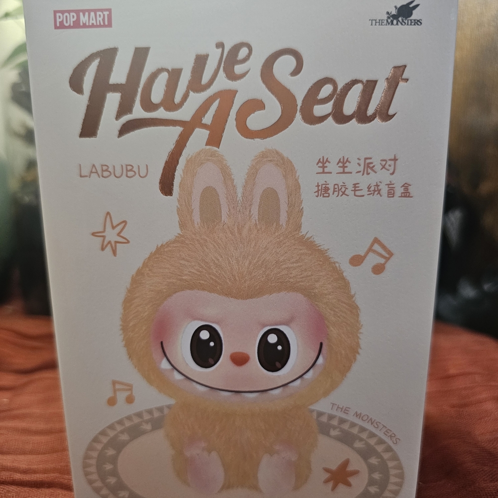 Pop Mart Have A Seat Labubu-Mystery - Picture 2 of 4